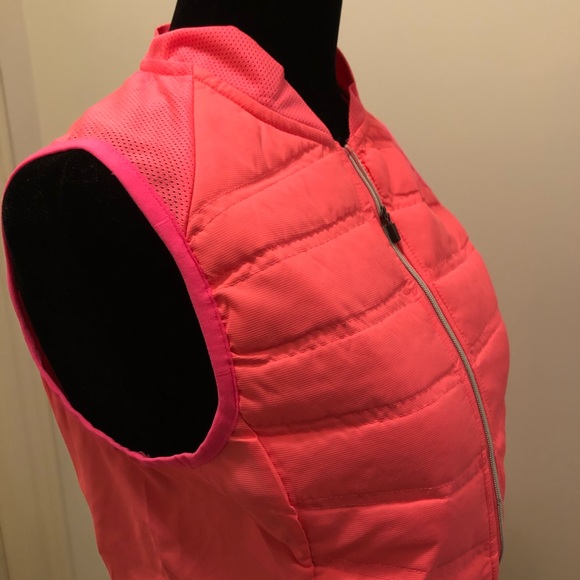 Reebok performance Pink small vest - Picture 4 of 14